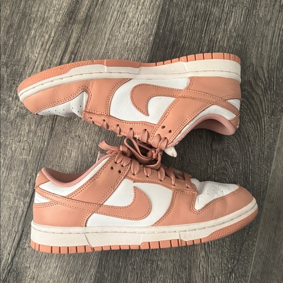 NIKE Dunk Low in Rose Whisper, size 7.5 - Picture 4 of 7